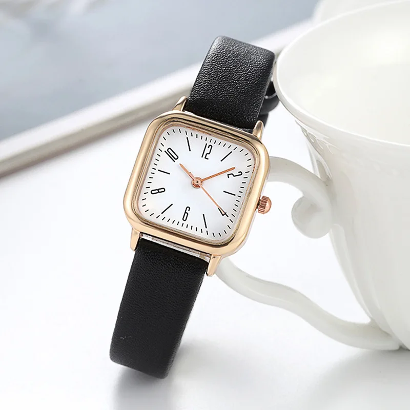 

Ladies' Fashion Elegant Belt Mixed Scale Square Quartz Watch