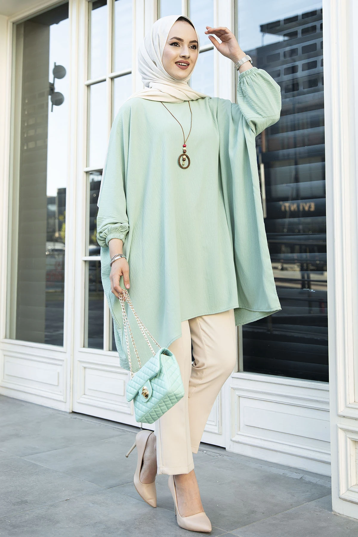 

Bat Sleeve Aerobin Tunik TH- Mint Yeşili