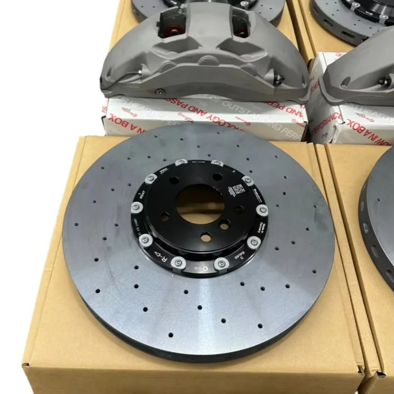 Front Akebono 10n 420mm Carbon Ceramic Rear GT3 4pot 410mm Carbon Ceramic Big Brake for Porsche Cayenne