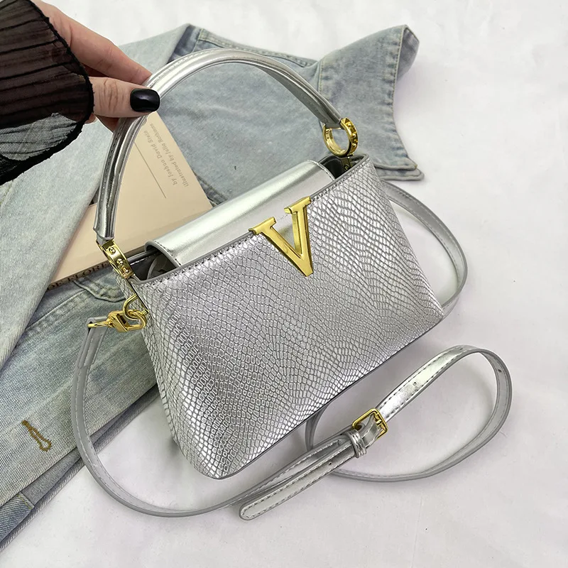 

2025 New! Women's Fashion Snake Pattern Shoulder Crossbody Handbag