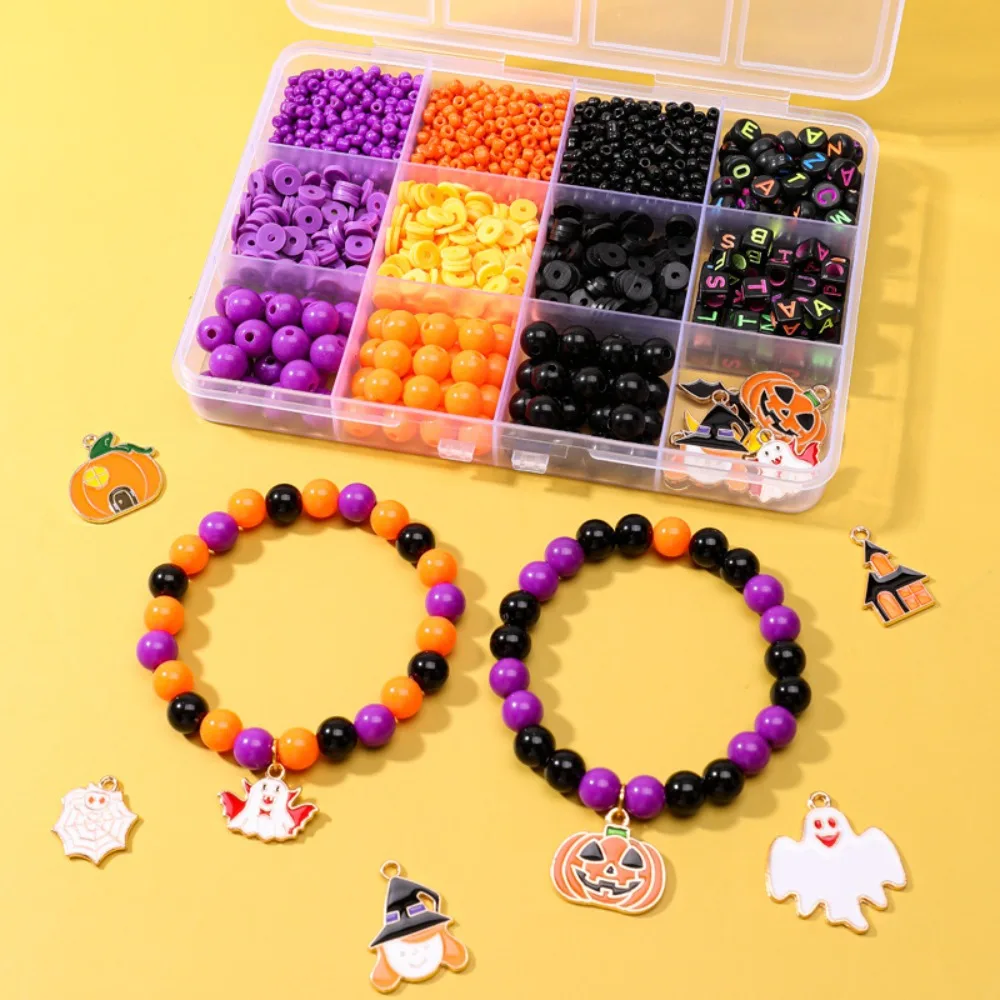 Set per realizzare braccialetti dell'amicizia in acrilico, perline distanziatrici con lettere, kit per creare braccialetti con perline di Halloween, 24 scatole a griglia, cartoni animati