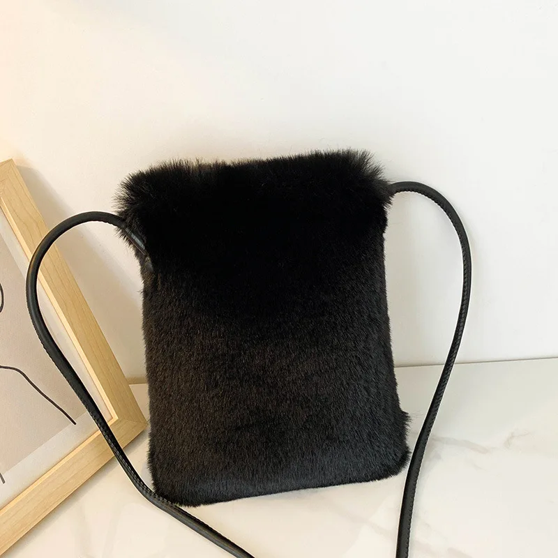 Autumn and winter female bag niche simple cute plush bag single shoulder crossbody rabbit hair makeup bag mobile phone bag