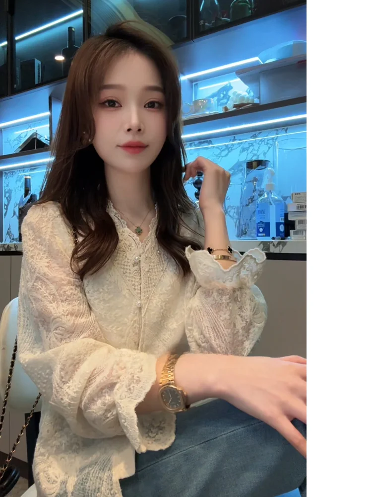 

Нежное кружевное платье Xuanxuanchen с цветочным узором, модное, элегантное, с V-образным вырезом, длинными рукавами, прямого кроя, во французском стиле, для женщин.