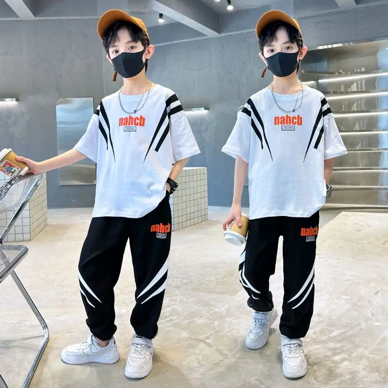 

2024 New Boys Outdoor Sports Set - 4-12 Years Kids Top & Bottom Athletic Wear