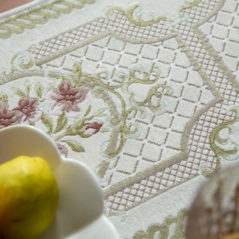 Beautiful Chenille Table Runner Tassel Accent Dining Tablecloth Modern Minimalist Style Fabric Desk Cover For Home Party Decor