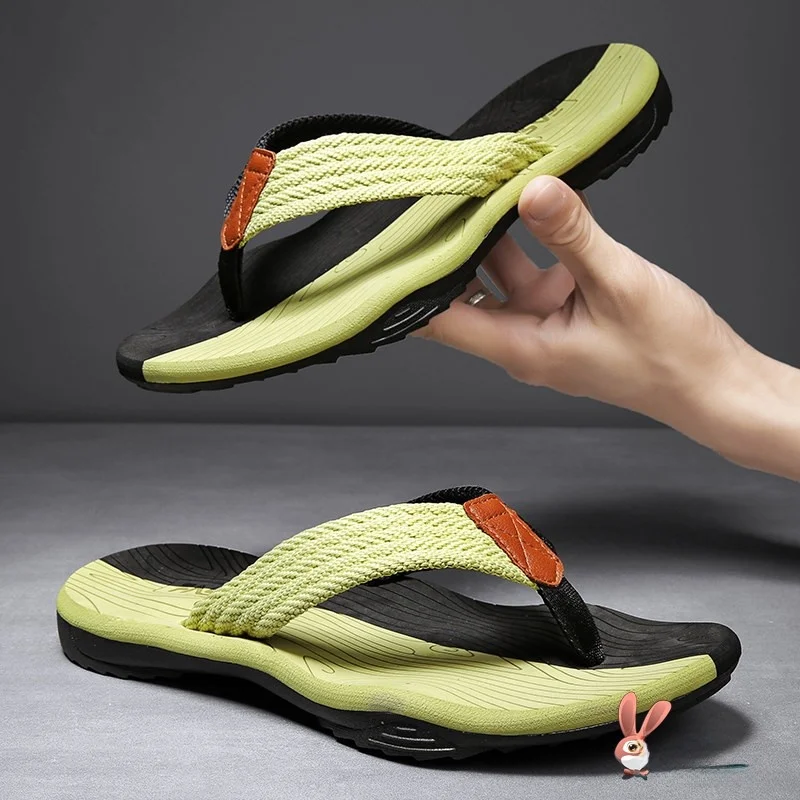 

Men's Summer Outdoor Anti-Slip Deodorant Slippers Trendy Toe Post Sandals Comfortable Breathable PVC Upper Flat Heel EVA Outsole