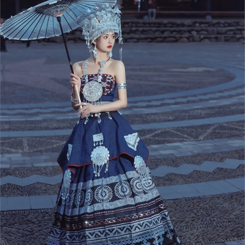 Nowy strój narodowy bez ramiączek do fotografii wiatrowej