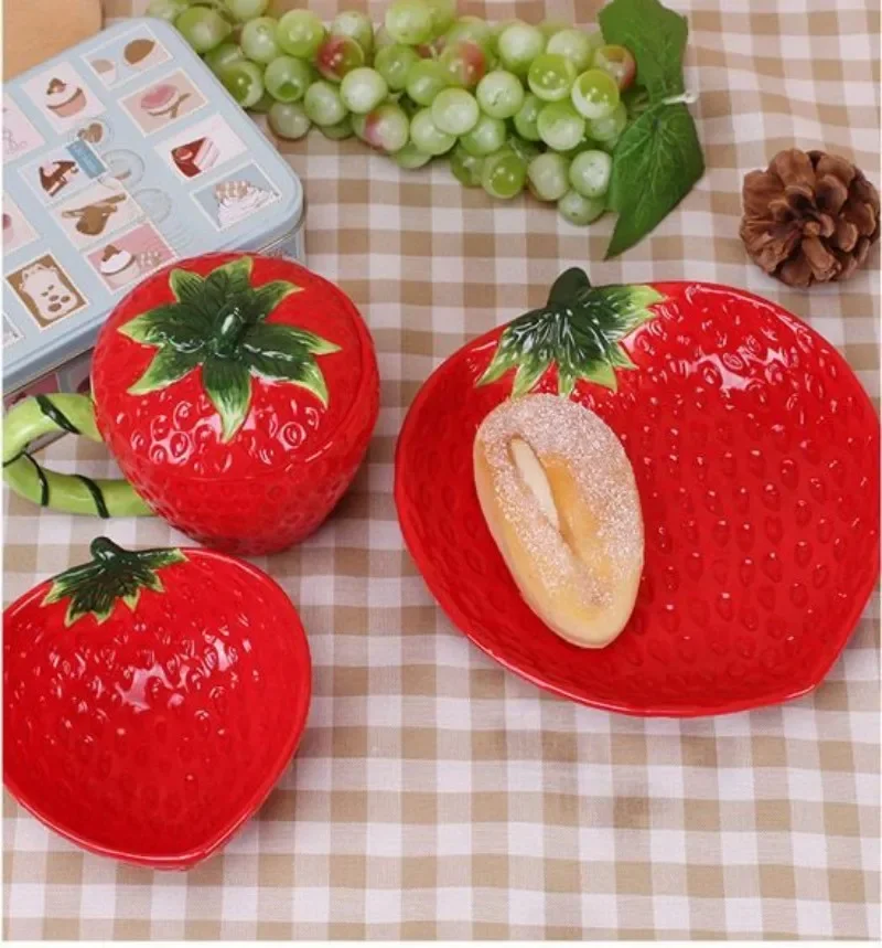 cartoon strawberry fruit ceramic bowl, healthy children's tableware, cute rice soup plate, spoon set