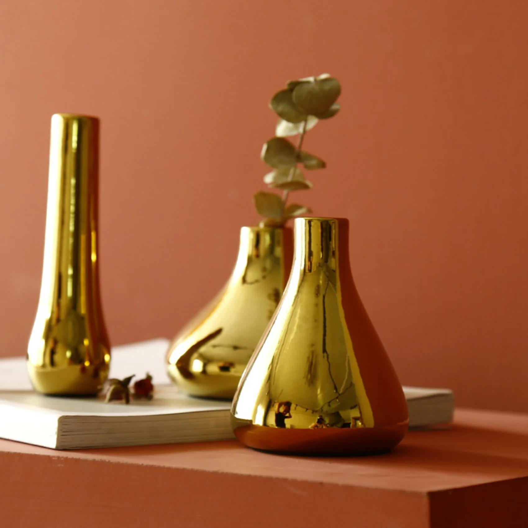 B-est Nordic Home Desktop Decoration Luxury Vases Plated Gold Vase Dried Flower Vase Ceramic Vase Modern Mini Vase A