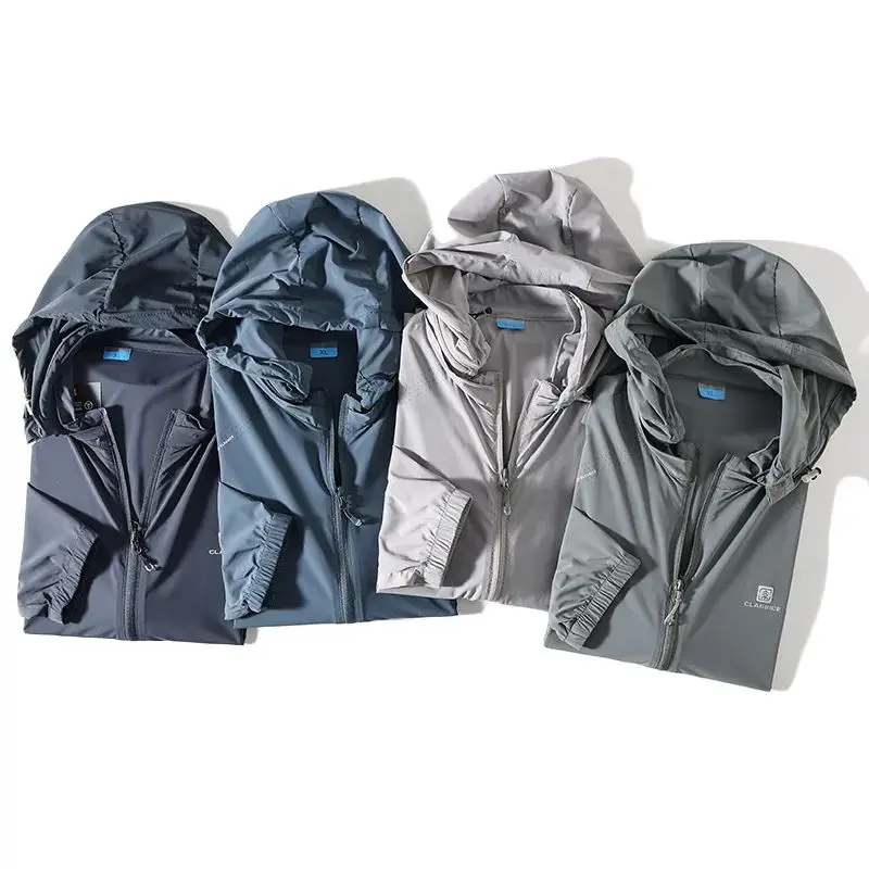 سترة Qui-Drng خفيفة الوزن وقابلة للتنفس للرجال في الهواء الطلق مع قبعة قابلة للفصل للسفر في الصيف ملابس للحماية من الشمس