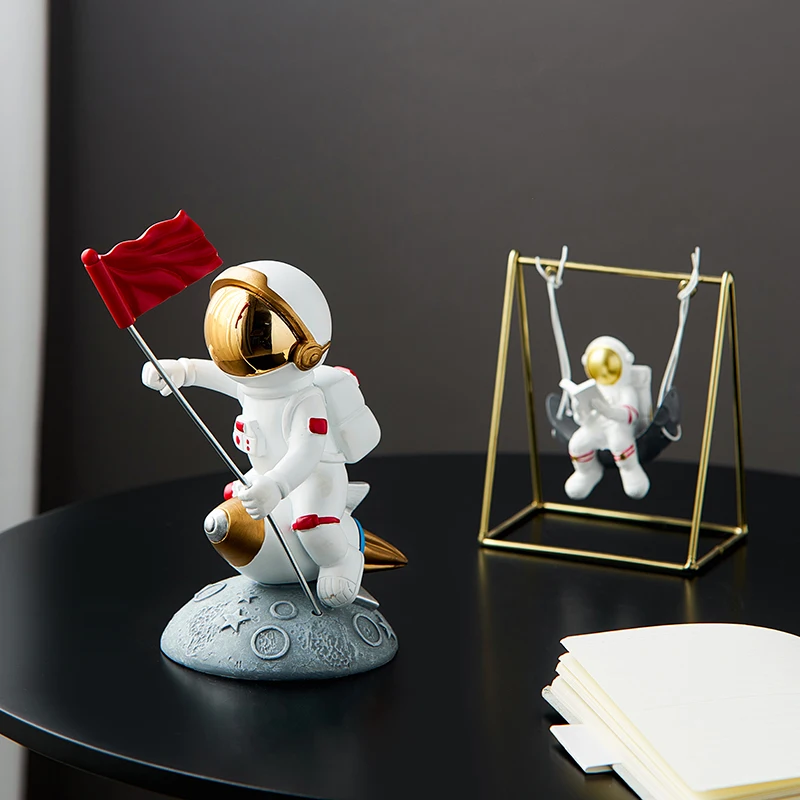 Resin Astronaut Figure Statue Figurine Spaceman Sculpture Home Desktop Decoration Astronaut Model For Kids Interesting Gift