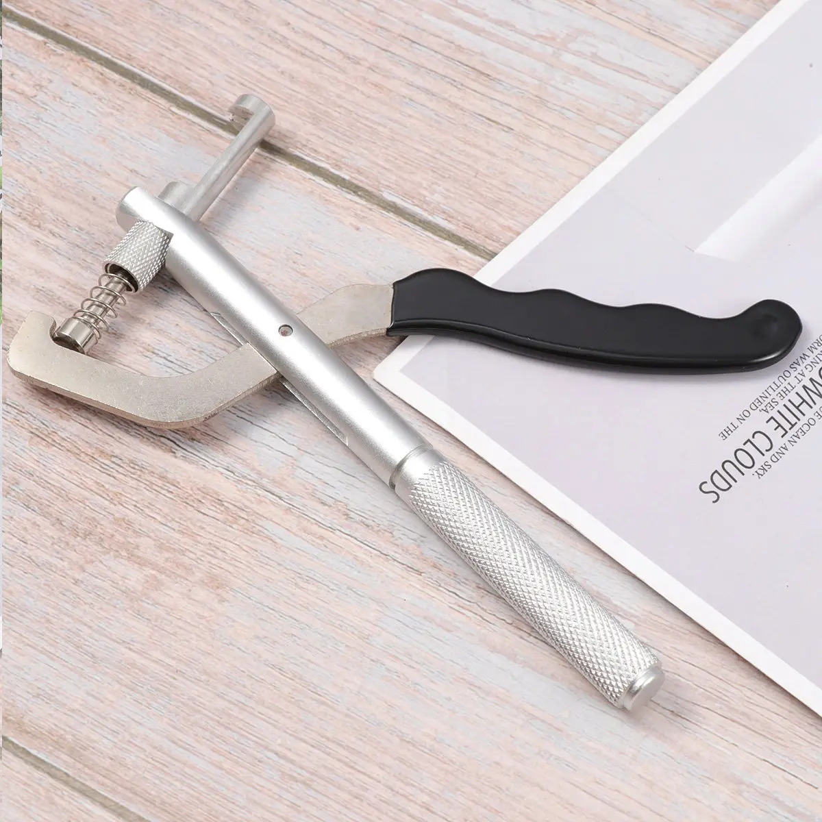 

Heavy Duty Handheld Watch Link Adjuster Repair Tool Works on Most Wristwatches Smoothly Chain Bracelet Links Fast