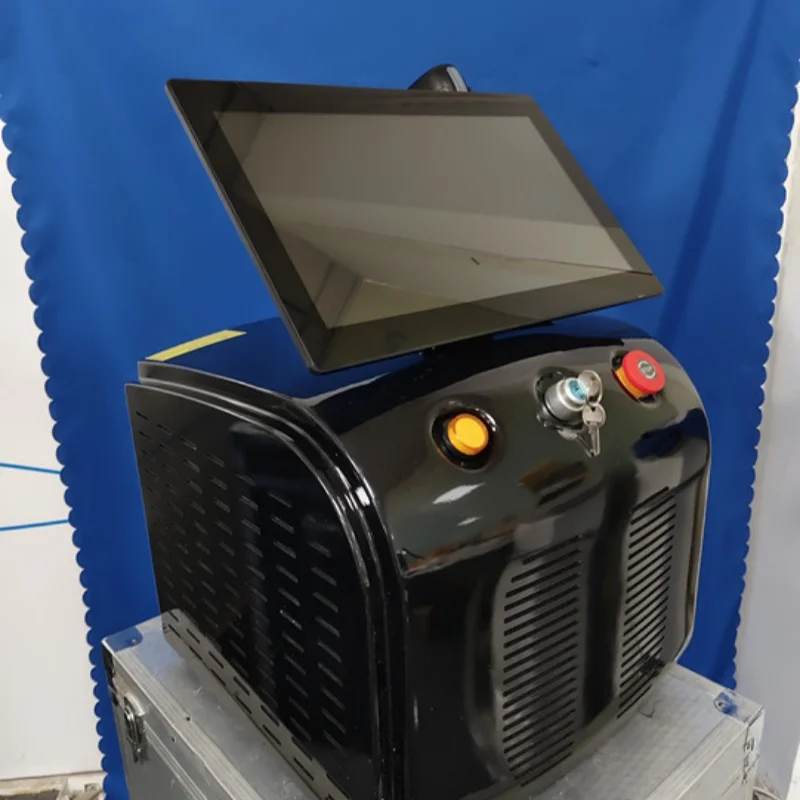 デスクトップ 755 808 1064nm 3 波長アイスチタンダイオードレーザー脱毛機 3000 ワットデバイスプロフェッショナルサロン用