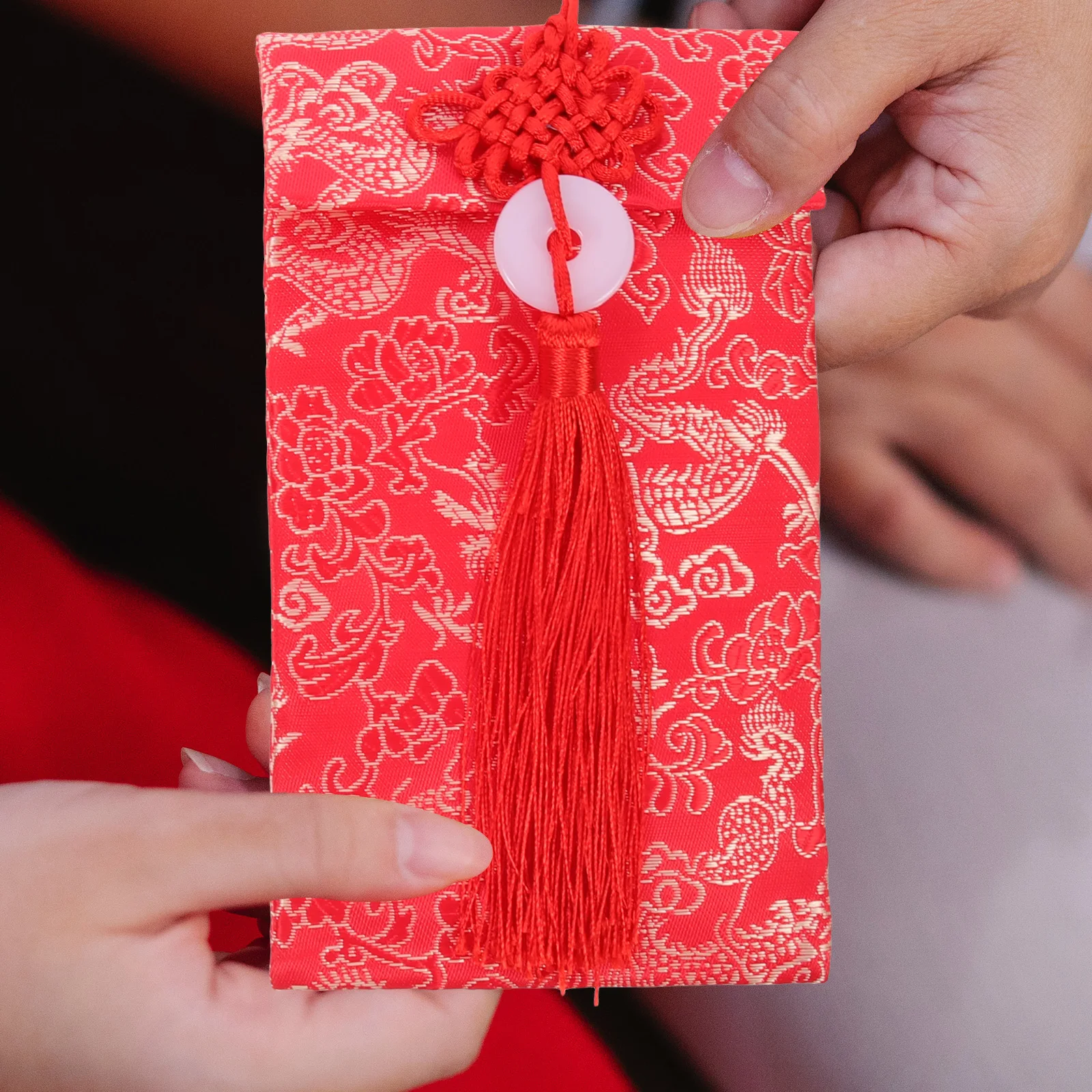 

2 Fabric Red Envelopes Elegant Silk Fringe Design Hold Money Cards Chinese Wedding Lucky Cloth Envelope Spring Festival Gifts