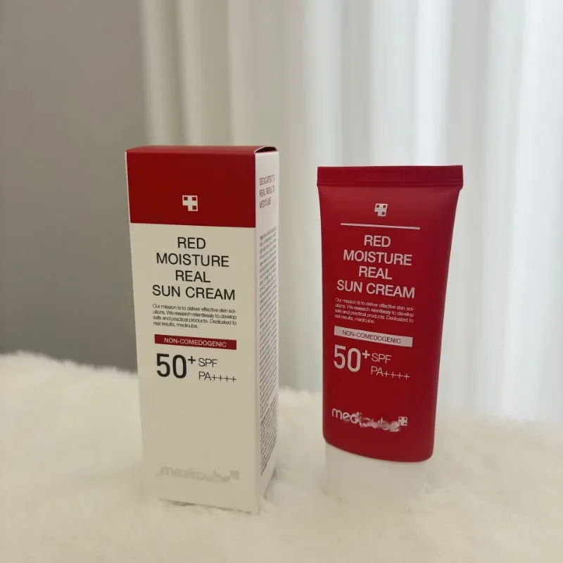 

Cross-border Korean Medicube Lede Refreshing Moisturizing Non-greasy Facial Sunscreen Oil Control 50ml SPF50+
