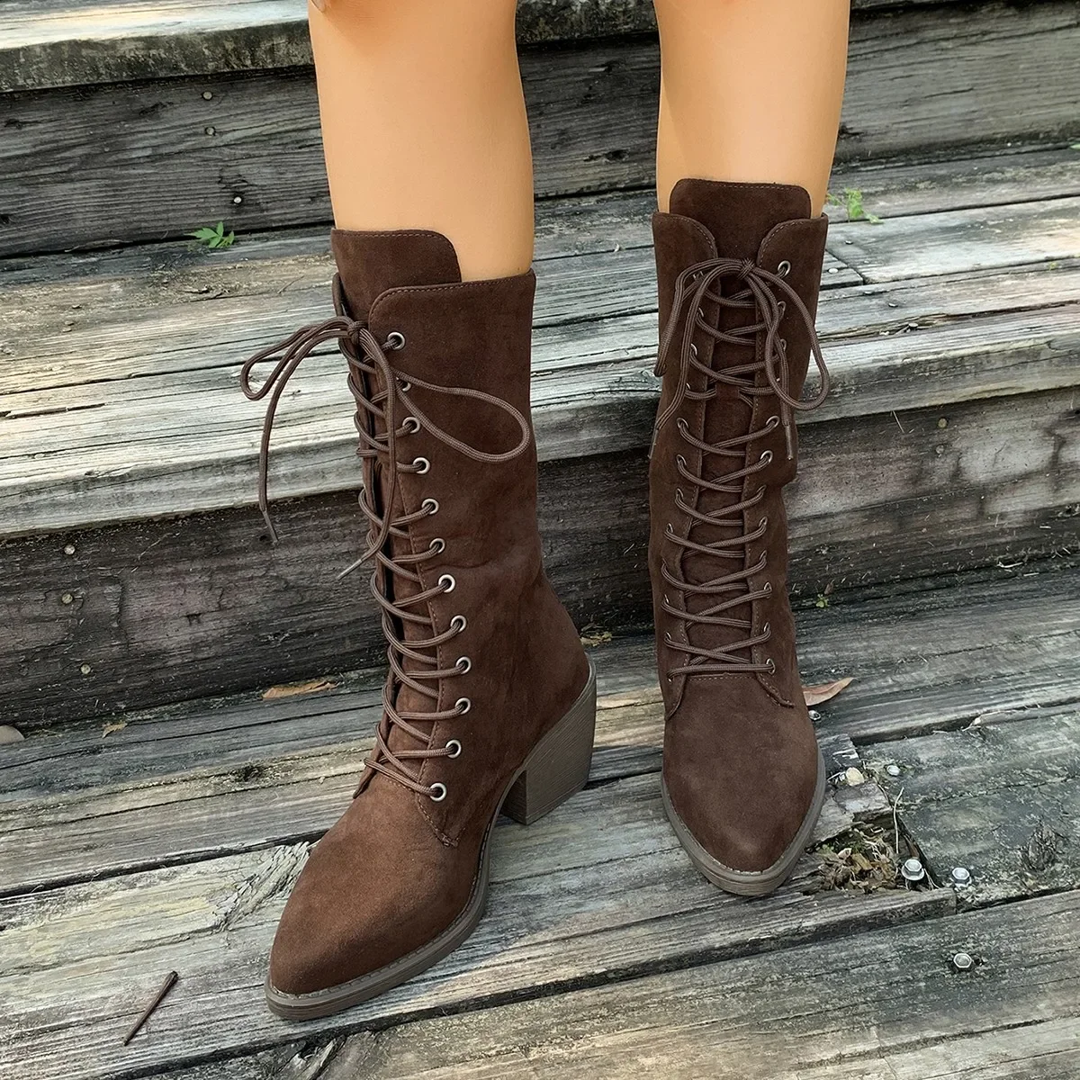 

Женские осенние новые стильные ботинки из матовой кожи на квадратном каблуке, нескользящие износостойкие средние ботинки с острым носком на шнуровке спереди