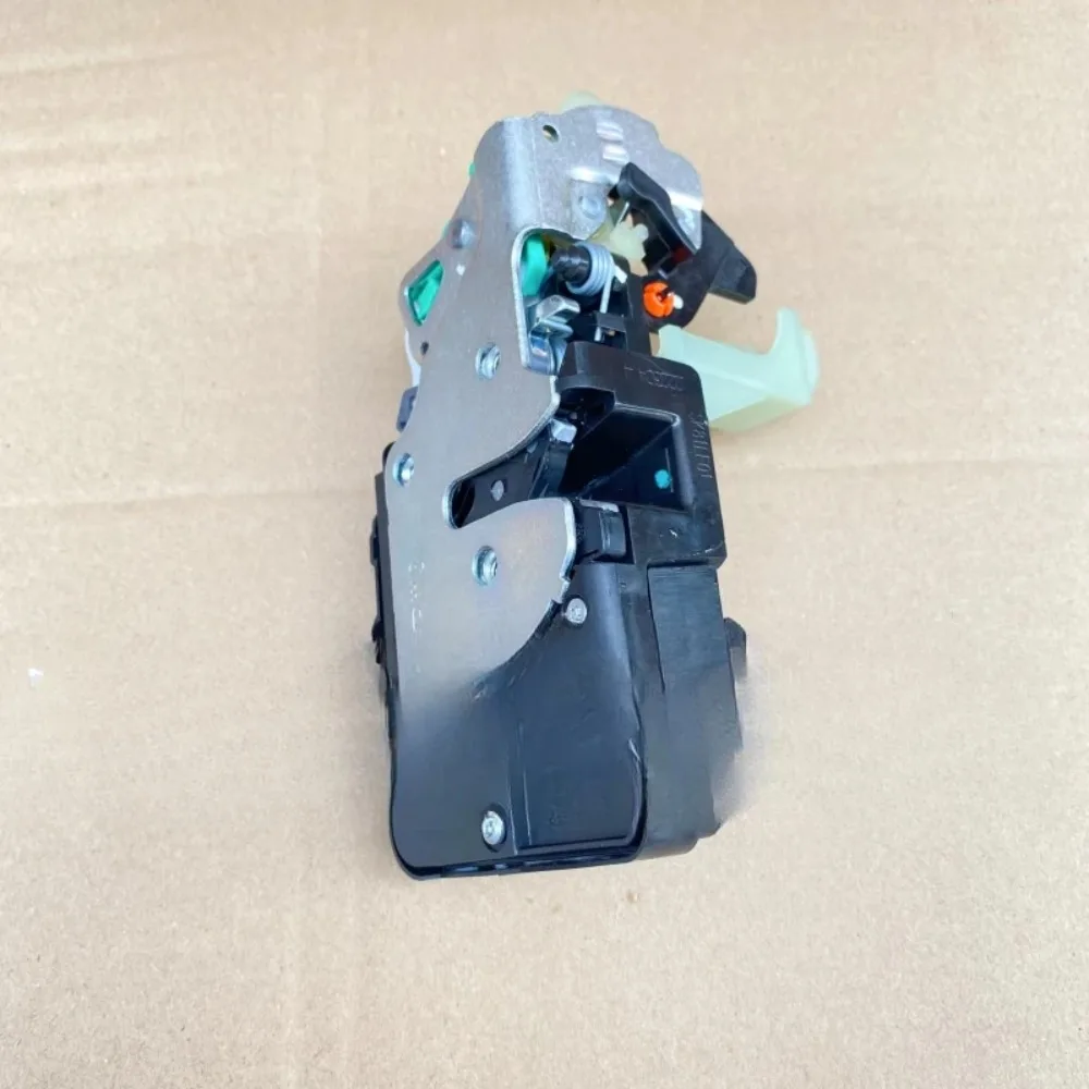 Front Door Locker Machine Front Lock Block for Maxus EV30