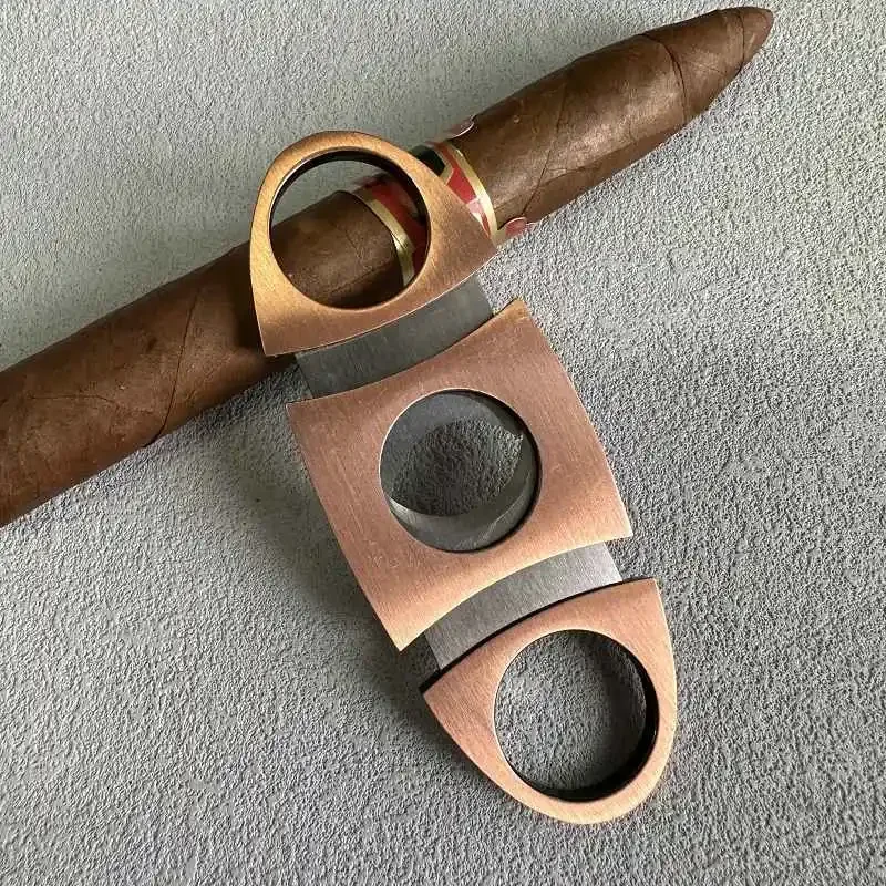 

1pc Metal Cigar Cutter Double-Edged Stainless Steel Cigar Scissors Creative CuttingTool Cigar Accessories 118