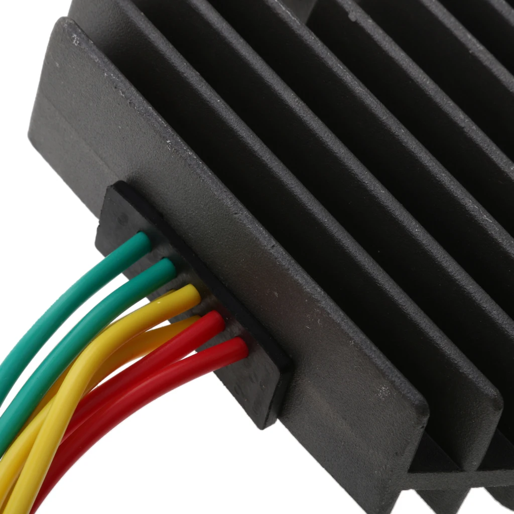 Heatsink - Regulator Penyearah Gelombang Penuh Tiga Fasa