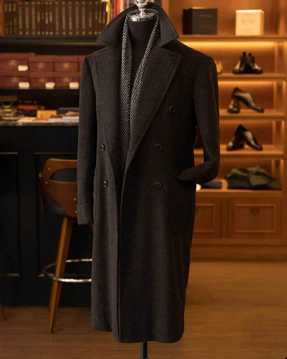 Manteau en mélange de laine noire personnalisé pour hommes, pardessus chaud d'hiver à Double boutonnage, vêtements de cérémonie d'affaires pour marié, veste longue une pièce