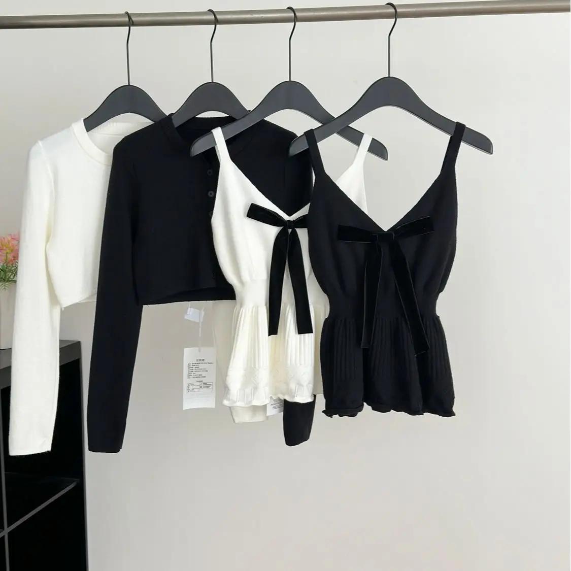 

Korejpaa Cardigans 2025 Korean Fashion Two Piece Set Sweet Simple Camisole Bow Lace Contrast Color Slim Sweater Kawaii Clothes