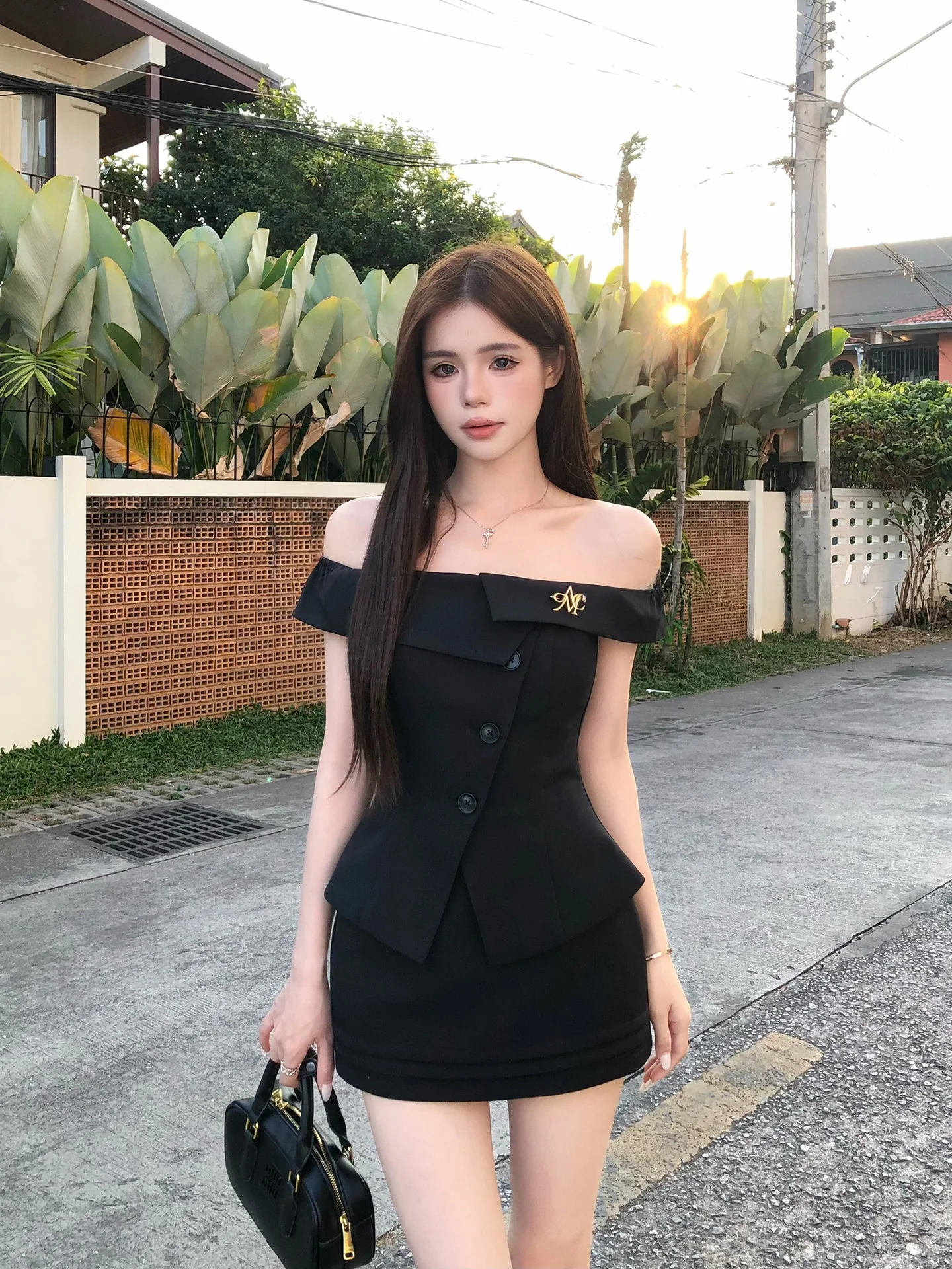 Slimming Office Lady Summer Uneven One-Shoulder Design Waist-Cinching Top Women's A-Line  Skirt Fashionable Casual Wear
