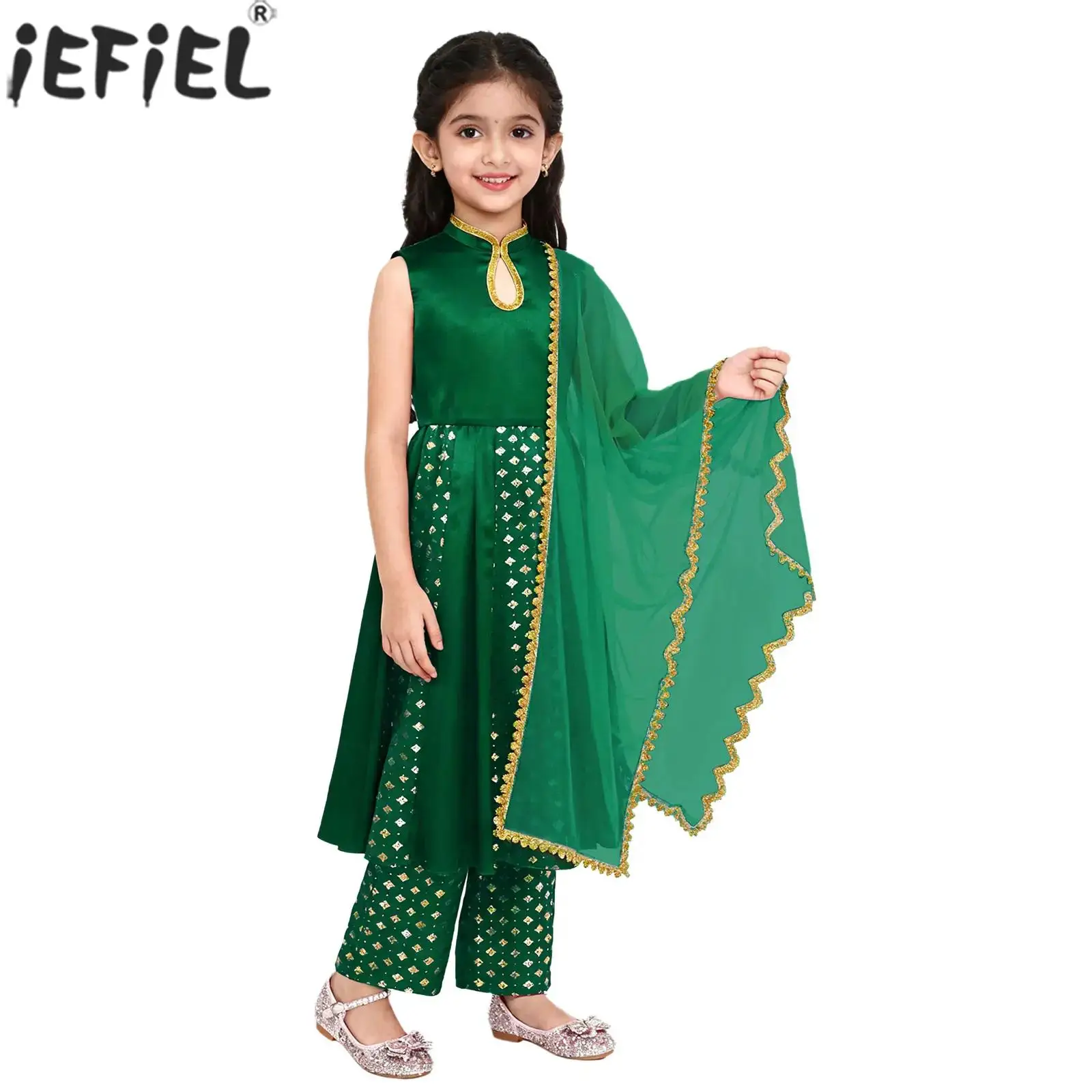 : Vêtements traditionnels asiatiques