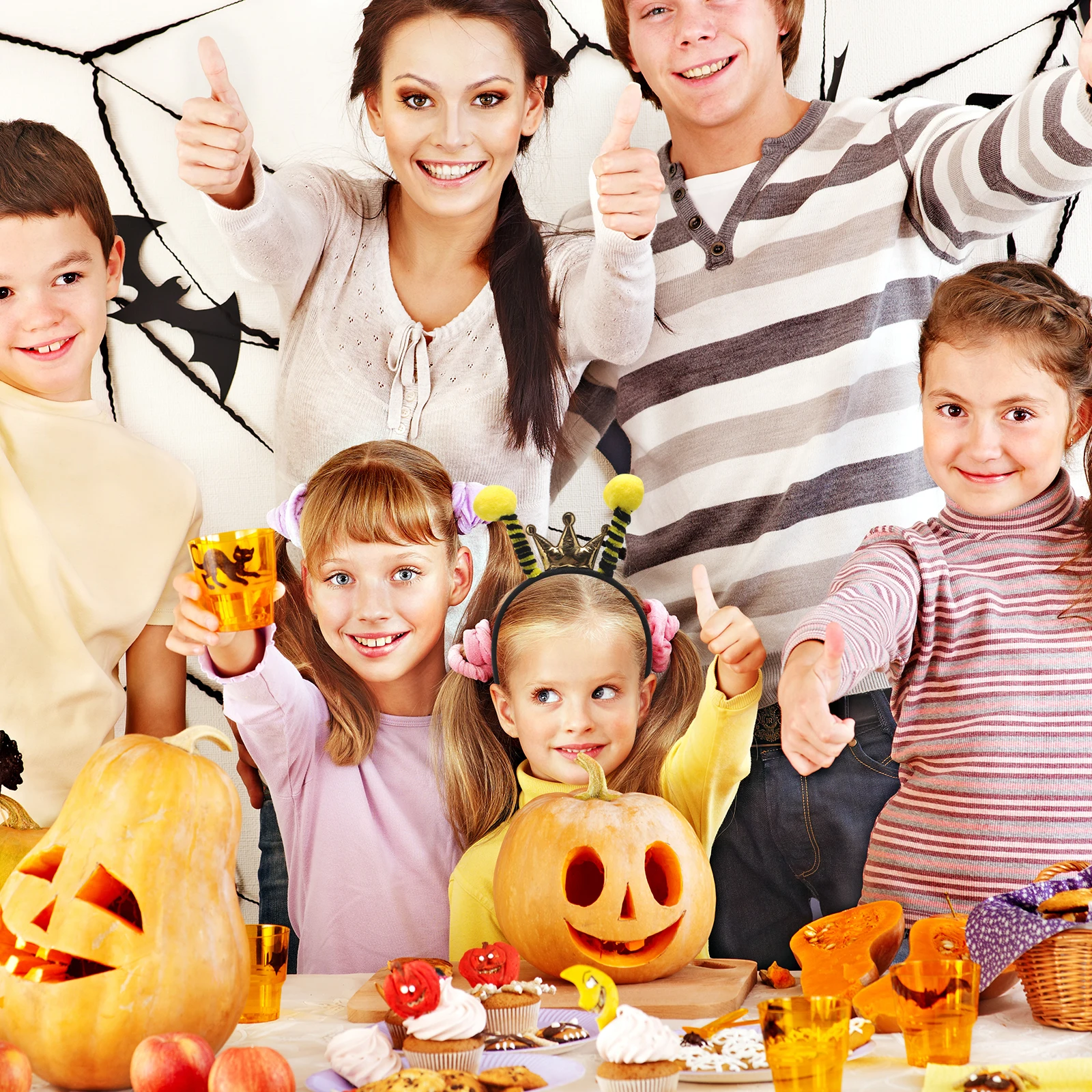 

Soft Yellow Antenna Headband for and Adults Cute Bee Theme Hair Band Party Favors Festival Fancy Dress Halloween Gift