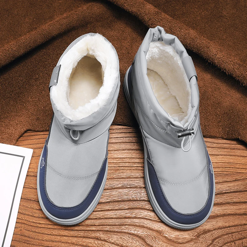 

New Mid-top Men's Outdoor Snow Boots with Flat Flat-bottomed Large-sized Anti-slip Lightweight Suede Fleece for Warmth in Winter