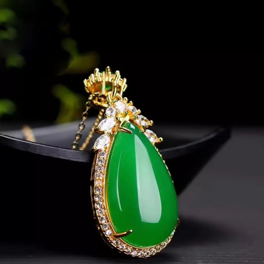 

Ice King Green Chalcedony Water Drop Inlaid Natural Pendant Women's Light Luxury Niche Green Agate Jade Pendant Pendant Accessor