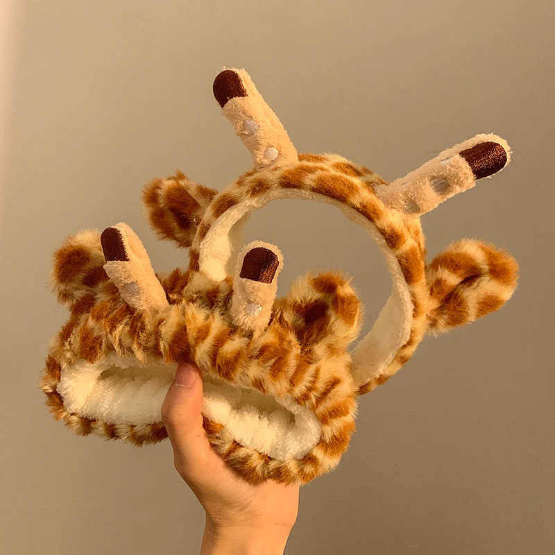 Cartoon Giraffe Cute Plush Bath Headband Wash Face Hair Hoop Hairbands Wristband for Bathroom Soft Remover Skin Care for Women