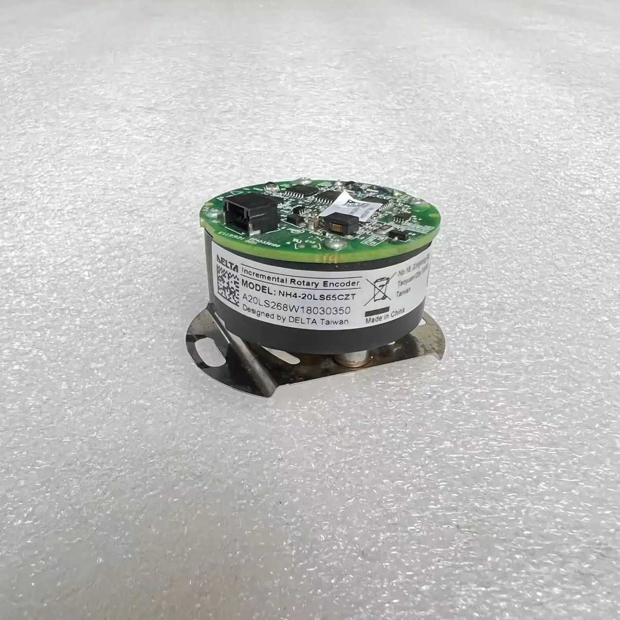 เซอร์โวมอเตอร์เข้ารหัสNH4-17LS65CAM NH4-17LS65CZT NH4-20LS65CAD NH4-20LS85CAT NH4-33LS65C7B