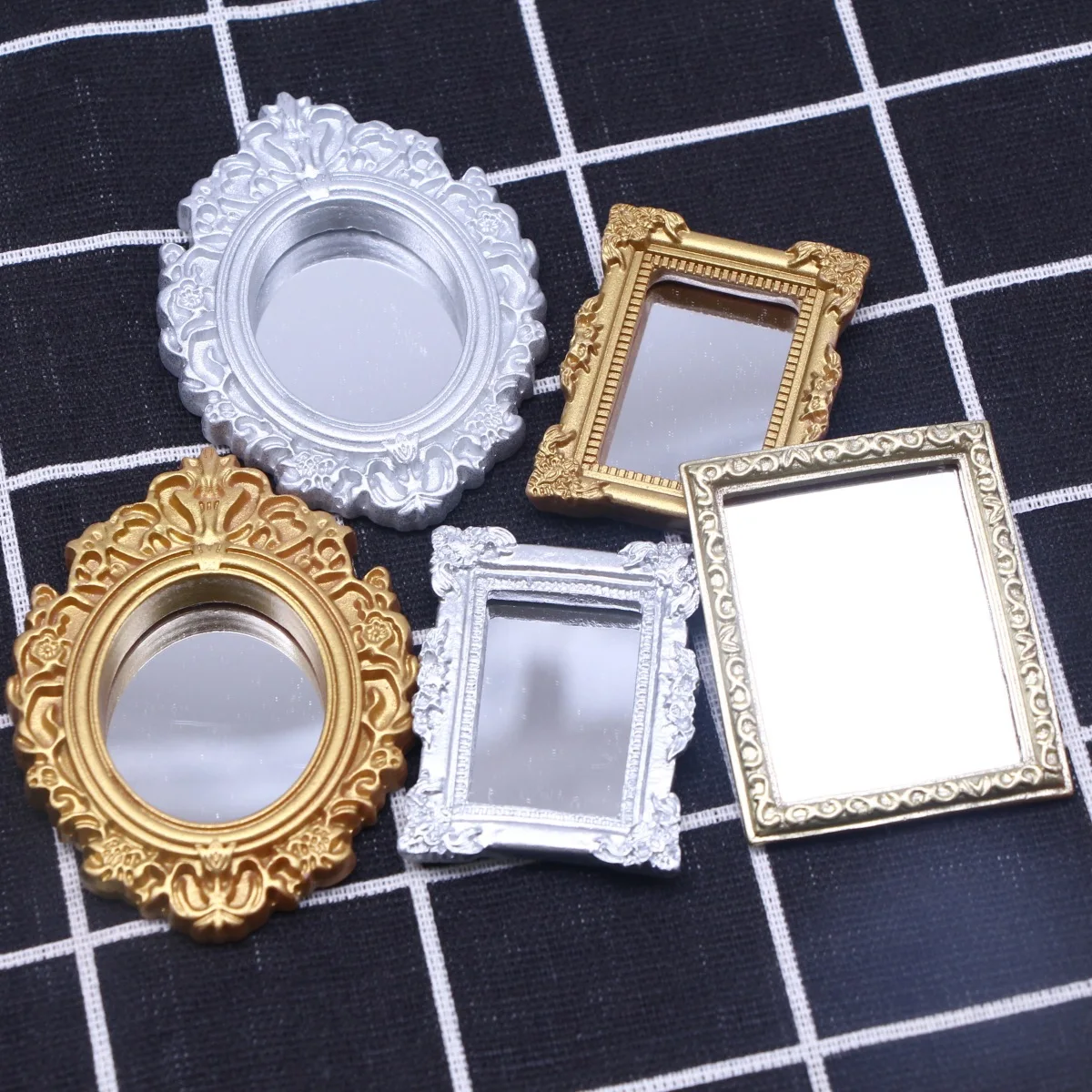 Doll house mini classical carved gold and silver mirror, miniature scene furniture decoration and matching model