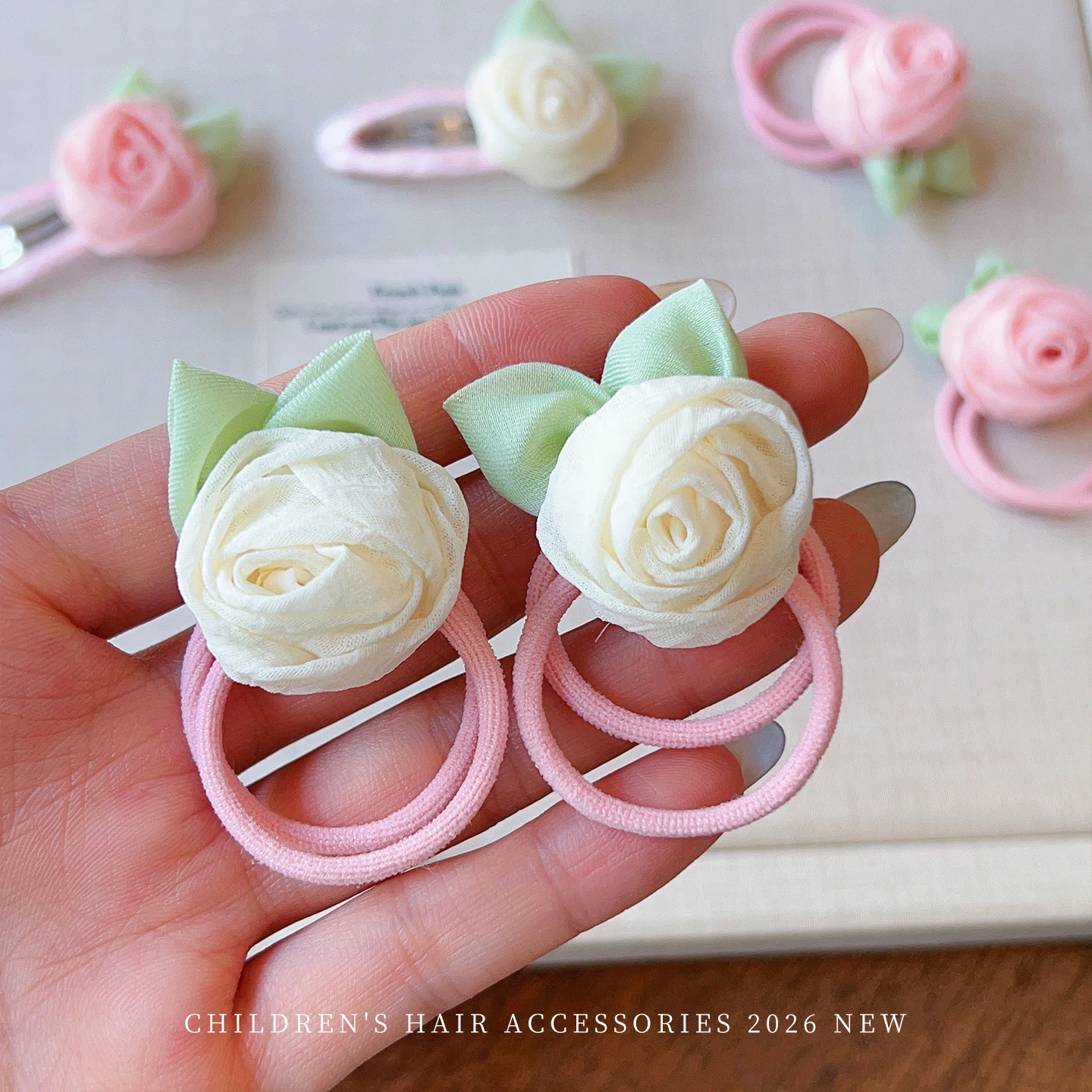 Neue Mode 2-teiliges Set Weiße Rosa Blumen-Haarspangen Schonende Haarnadeln für Babymädchen Frauen Koreanische Accessoires Partygeschenk 2026 – Detail 7