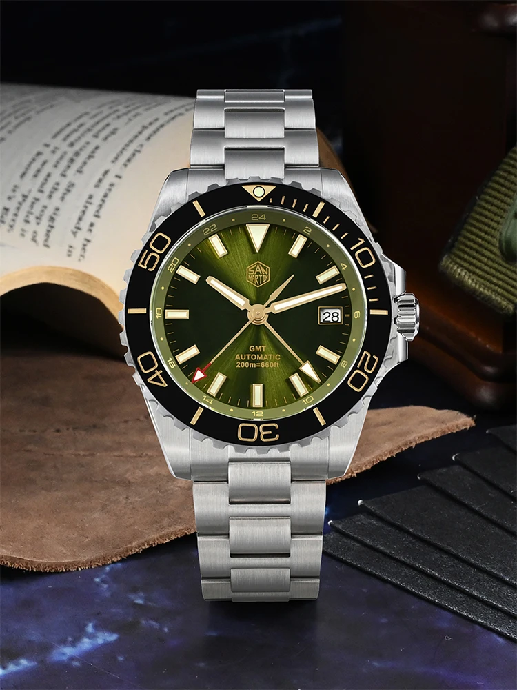 San Martin New 39mm NH34 Diver Watch GMT Fashion Sports Style Mens Watchs Automatic Mechanical Enamel Dial 20 Bar Lum SN0136G