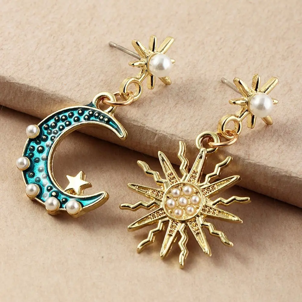 New Gold Color Sun Moon Star Stud Earring Retro Luxury Cubic Zirconia Drop Earrings Women Jewelry Gift