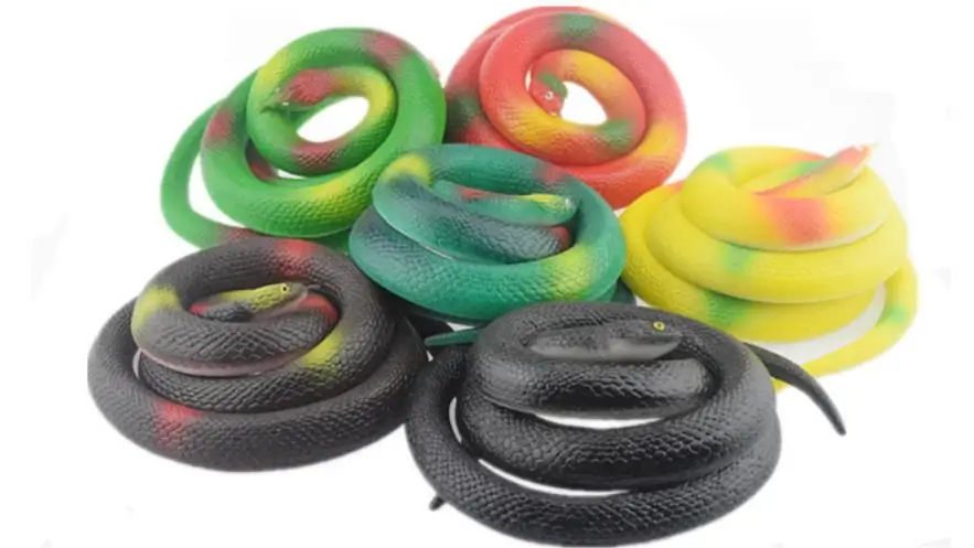 10PCS Realistic Rubber Snake Halloween Party Decoration Fake Python Super Scare Toy Garden Props Easter Gift 31/47/53inch