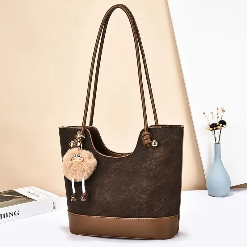 

Large Capacity Package Retro Women Pack 2026 New Napa Soft Leather Fashion Underarm Bags Lightweight Versatile Handbag