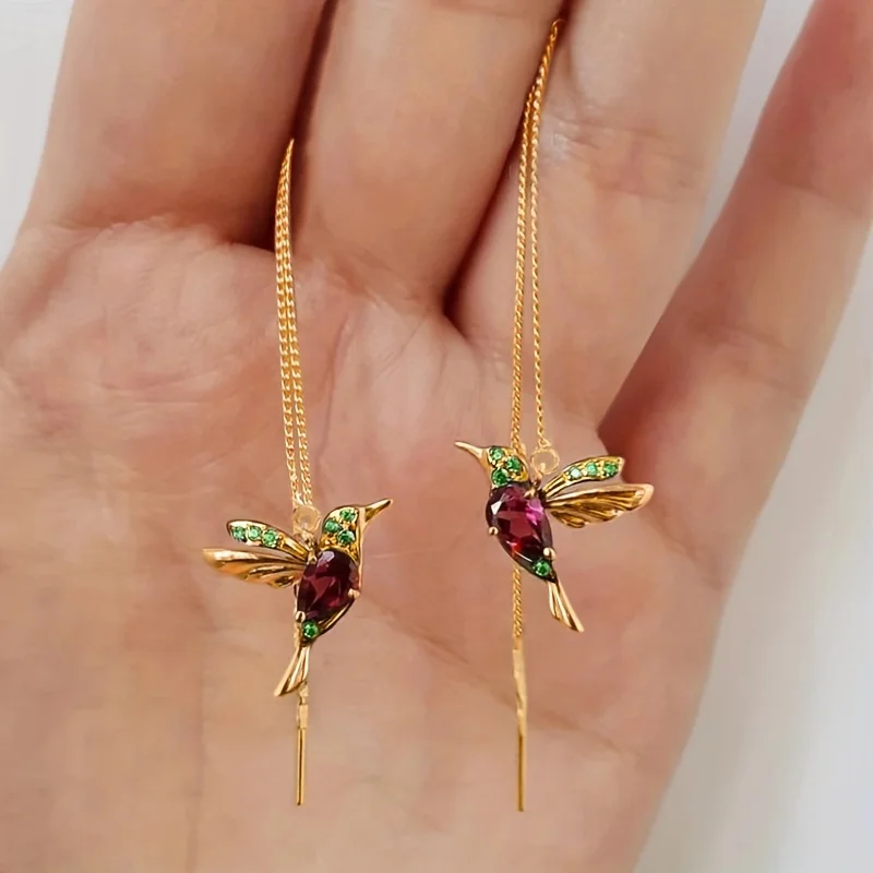 Niedliches, vogelförmiges, langes Quasten-Ohrring-Set mit rot-grünem Zirkon für tägliche Partys von Frauen, exquisite Accessoires, perfektes Geschenk