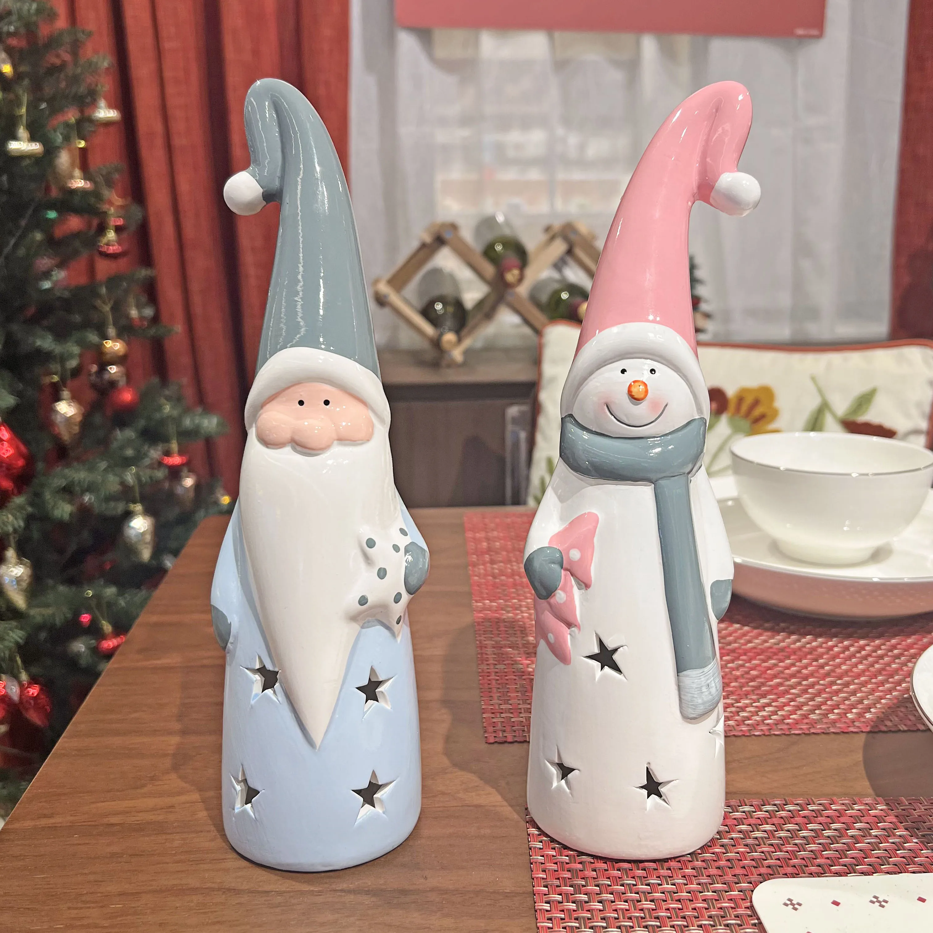 Creative Ceramic Christmas Figurines, Santa Claus, Snowman ,Figurines, Kawaii Decor, Desk, Living Room ,Home Decor Accessories