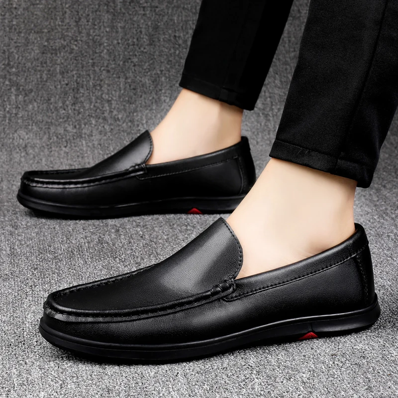 2023 Men Black Hollowed Out Leather Shoes Brand Summer Genuine Leather Mens Loafers Moccasins  Breathable Slip on Driving Shoes