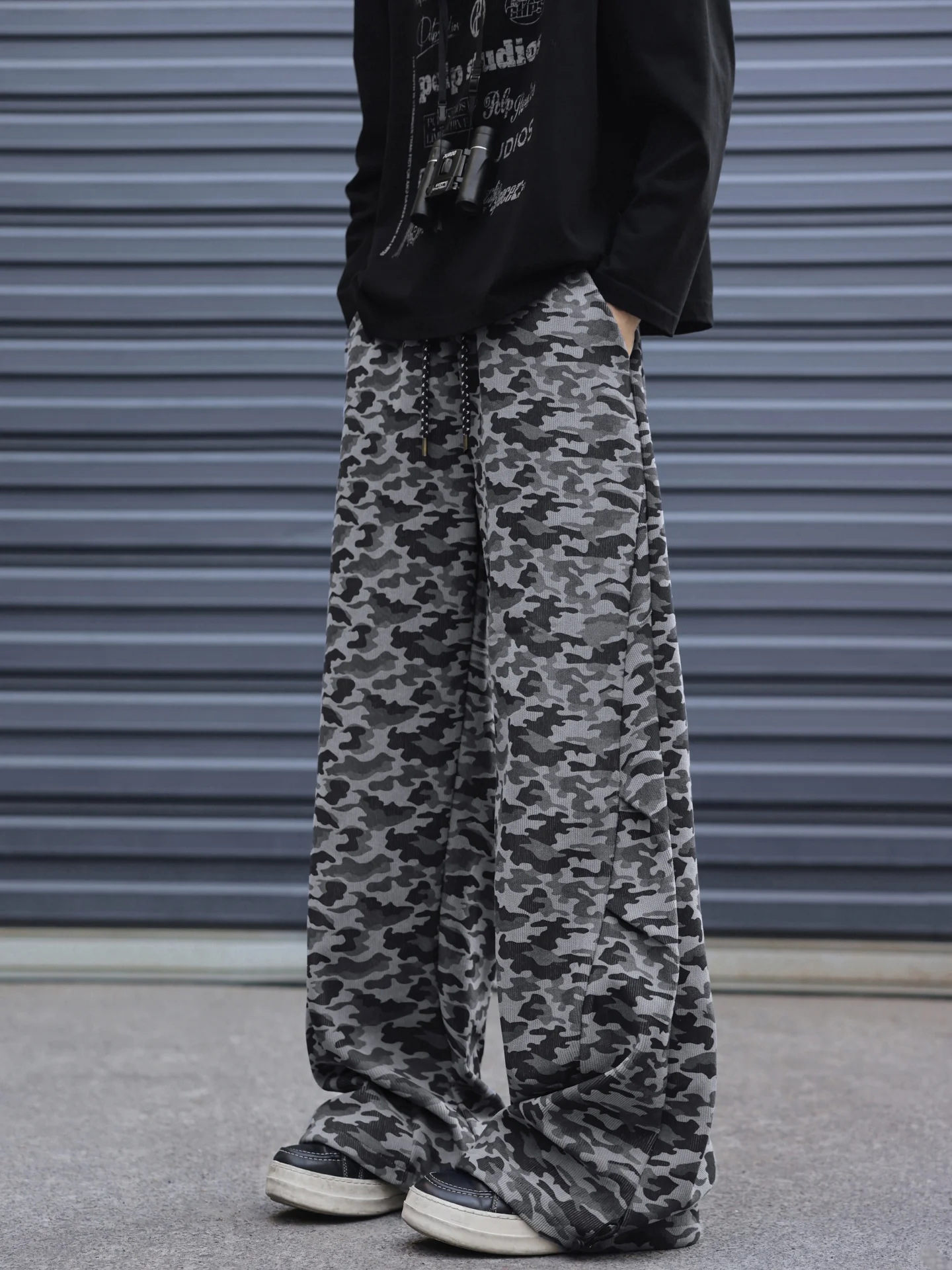 

American Workwear Camouflage Wide Leg Paratrooper Pants Men's Winter Corduroy Casual Trousers Cleanfit Pleated Long Pants