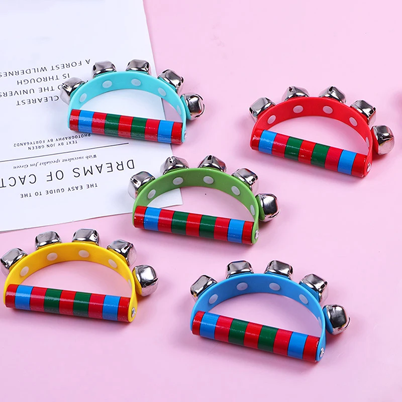 الدعائم الفكرية للأطفال أجراس اليد مع 5 أجراس جلجل مقبض خشبي لعبة آلة موسيقية لفئة الموسيقى