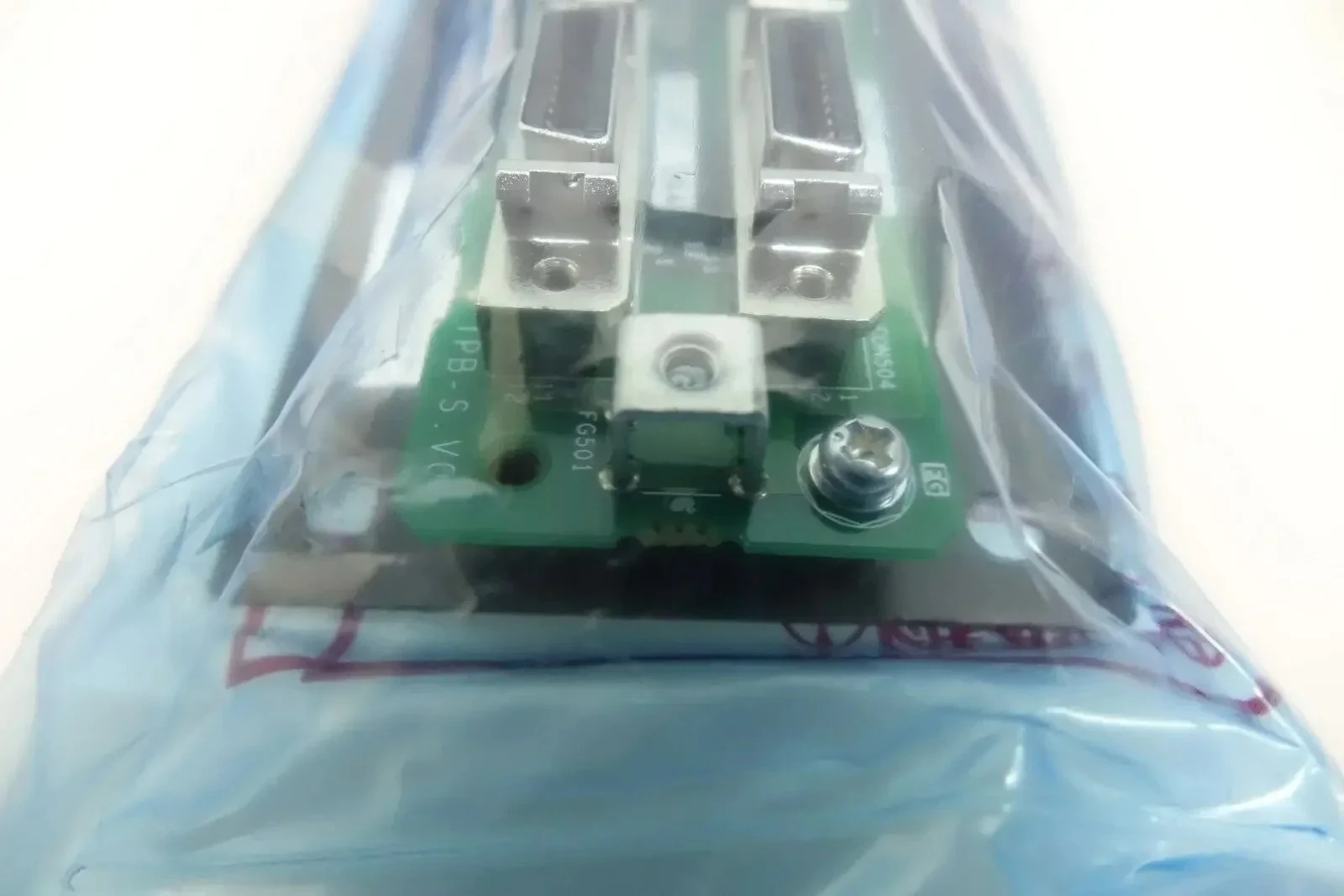 تسليم سريع وحدة تحكم plc صغيرة منخفضة التكلفة Q سلسلة plc الشركات المصنعة البرمجة cle Q173DV