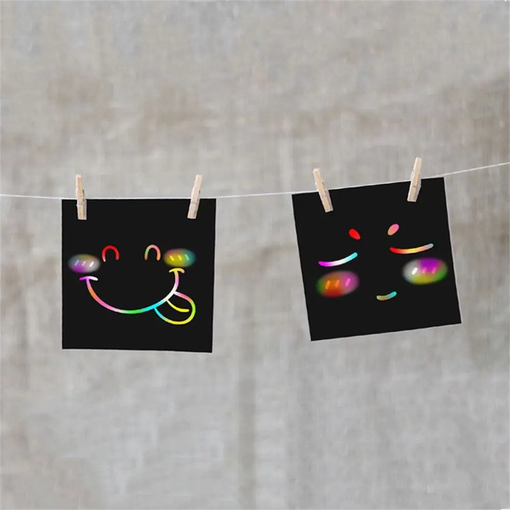 Colore magico Scratch Art Modello di pittura artigianale Arcobaleno Scratch Card Disegna pittura Giocattoli Scratch Notes Carta Scratch Art Paper