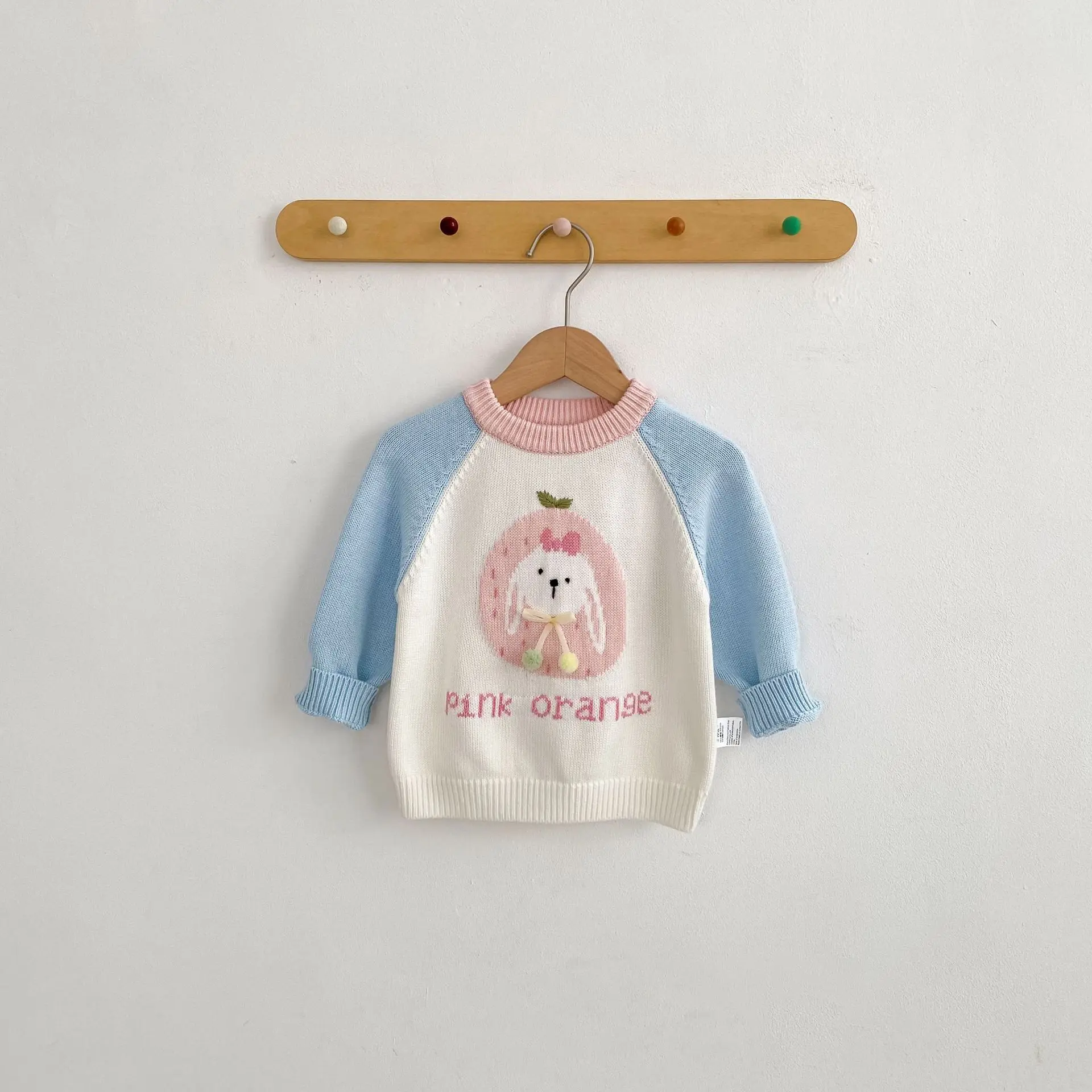 

Spring and Autumn New Style 1-3 Year Old Female Baby Jumping Shoulder Sleeve Long Sleeve Rabbit Knitted Hoodie Top