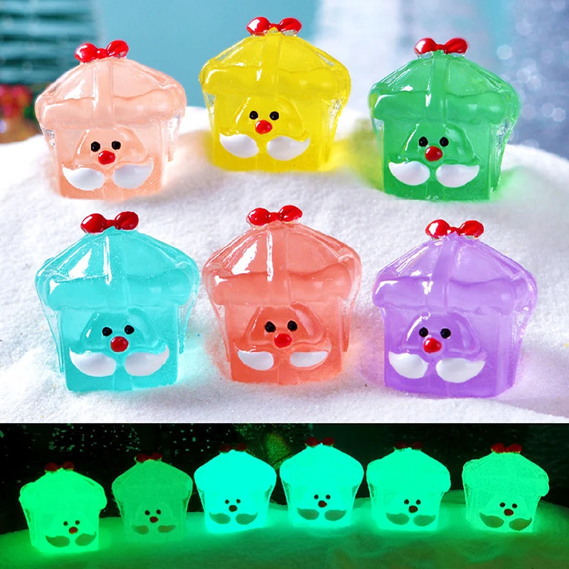 Mini Luminous Santa Claus Face Gift Box Micro Landscape Ornament Glow In The Dark Car Accessories Home Decoration Christmas Gift