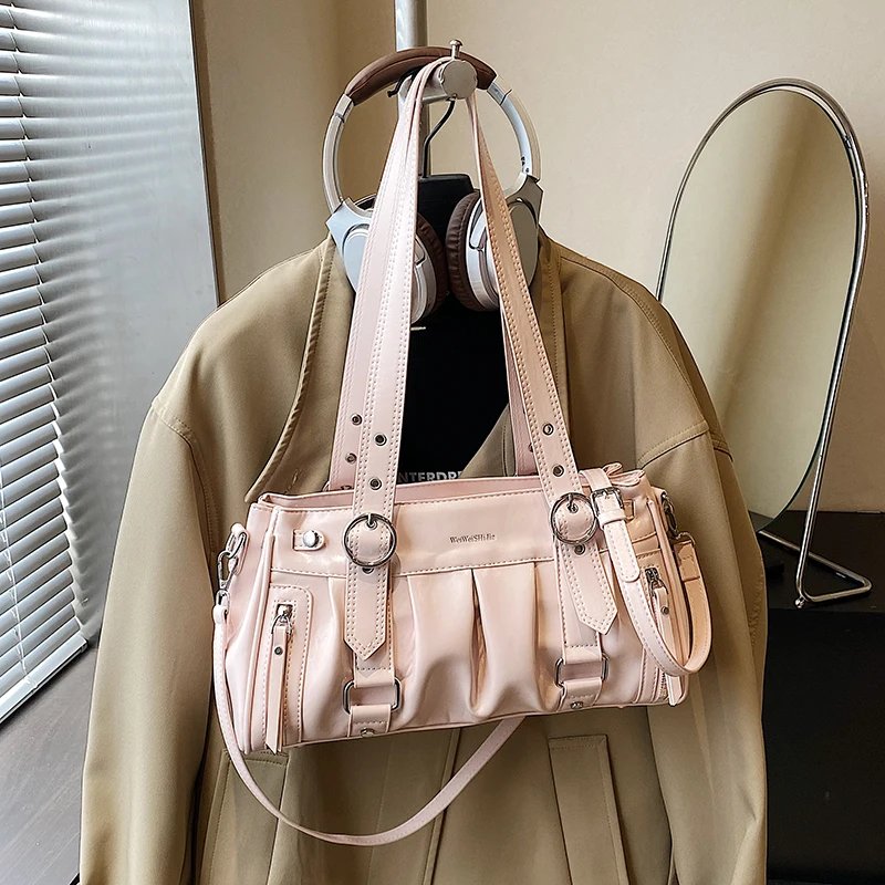 

Женская черная блестящая сумка через плечо из искусственной кожи с рюшами, металлическим кольцом, регулируемым ремнем, повседневная, на каждый день, новинка 2026 года