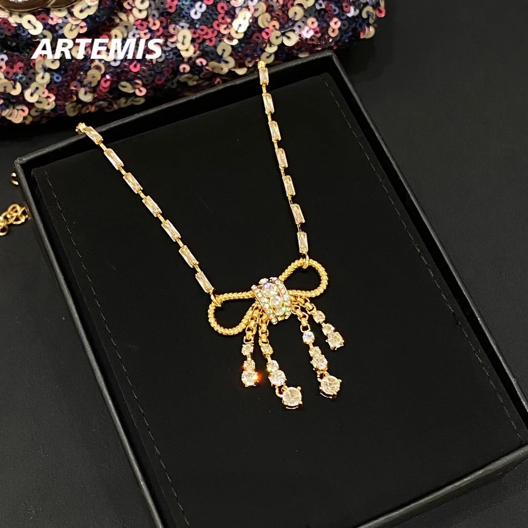 Europe Bow Crystal Pendant Necklace Sweater Chain Women Top Quality Brand Luxury Designer Jewelry Trend