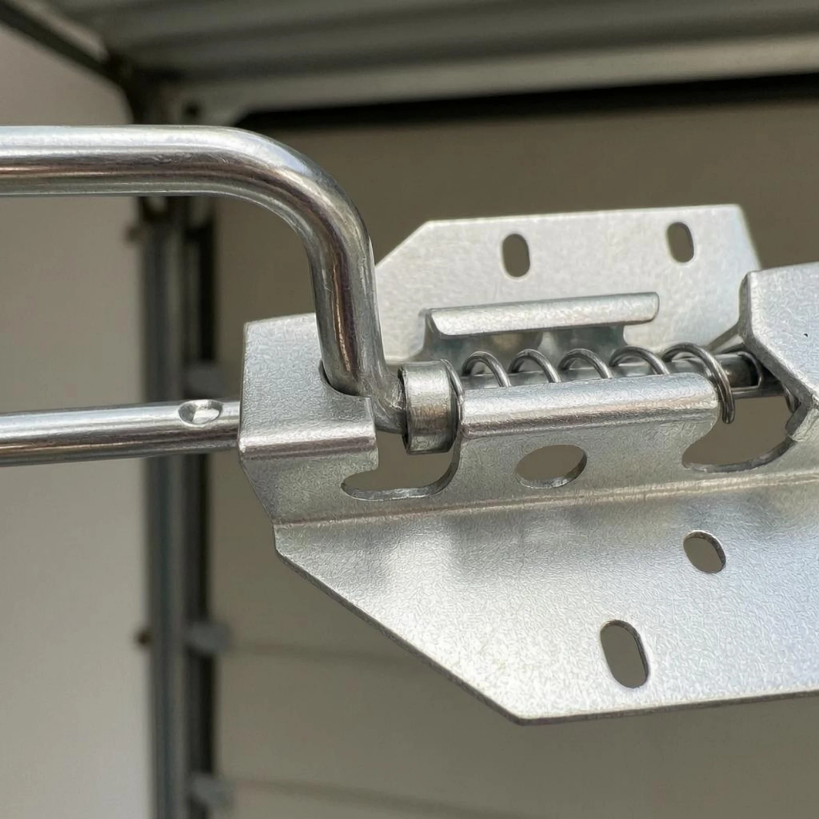 manual-metal-door-latch-heavy-duty-galvanized-steel-latch-garage-door-slide-lock-long-lasting-internal-security-lock
